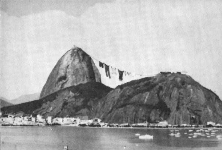 1977-TelmoLanes-Golpe-de-Vista-no-Pão-de-Açucar-CartãoPostal-15x10